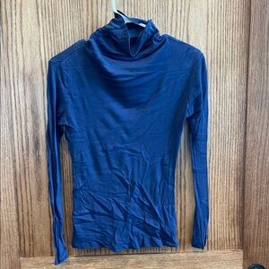 Gap:Women's Navy Blue Tissue Turtleneck Top